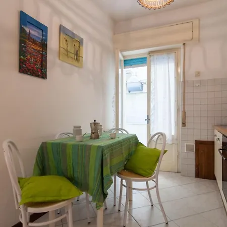 Apartman Ros Follonica