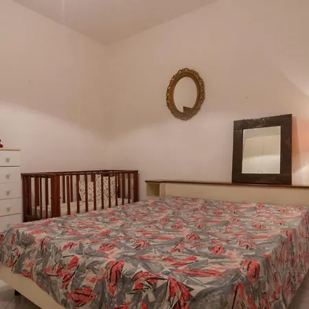 Ros Apartman *